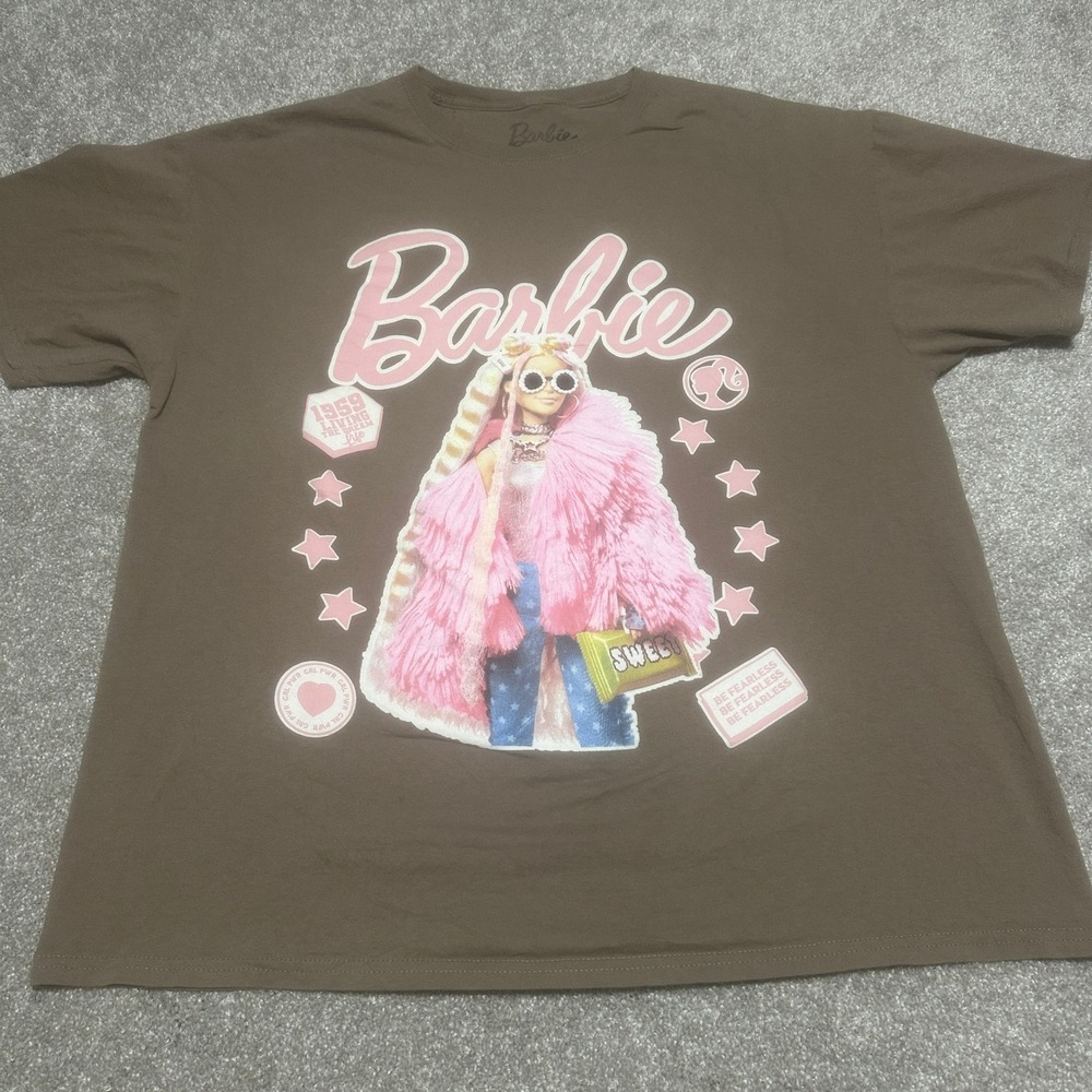 Barbie Womens XL Doll Graphic Tee Brown Pink Faux Fur Retro Y2K T-Shirt